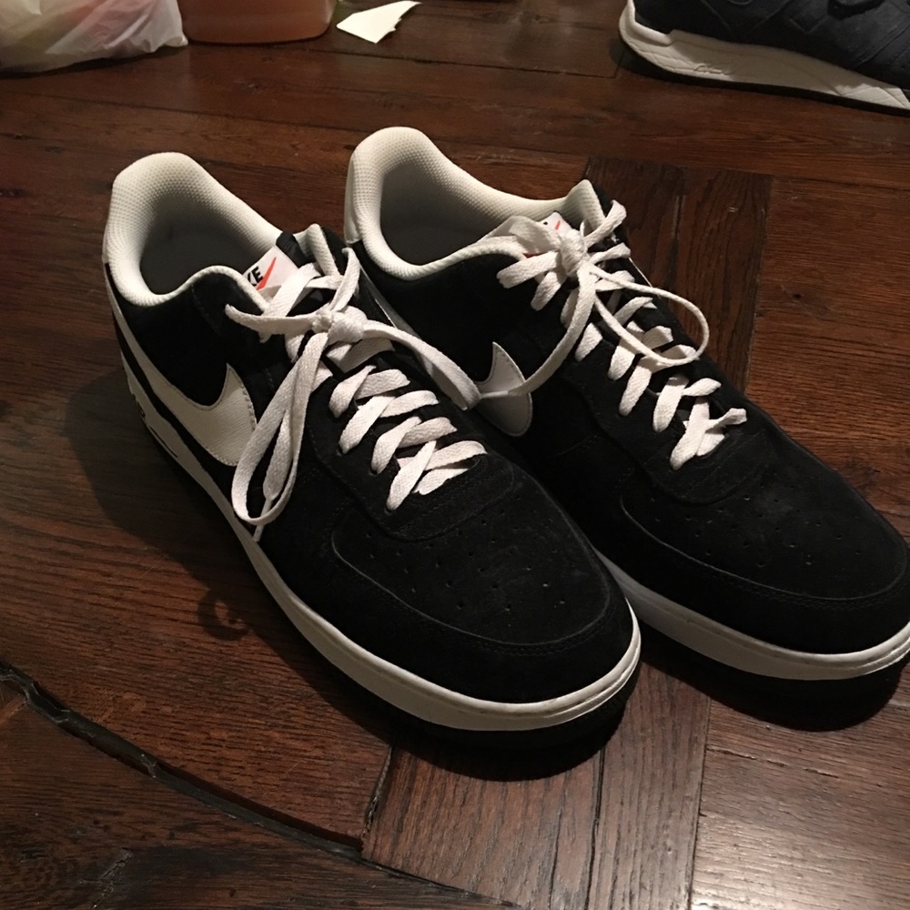 Nike Air Force 1 Suede Black